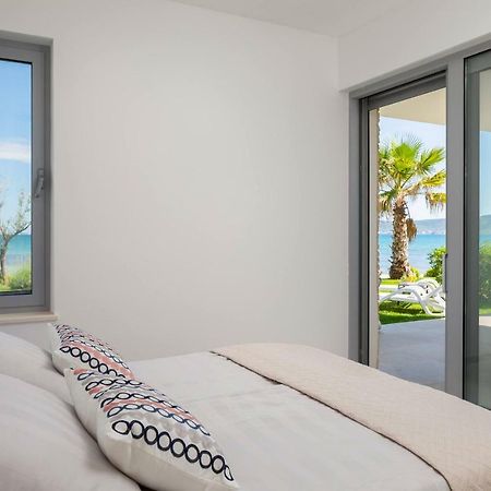 Luxury Design Beach Front Apartment Sukošan Buitenkant foto