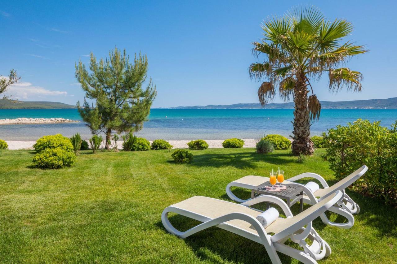 Luxury Design Beach Front Apartment Sukošan Buitenkant foto
